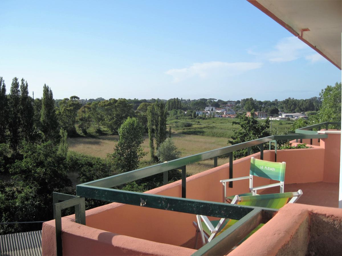 Hotel Le Pleiadi San Felice Circeo Exterior photo