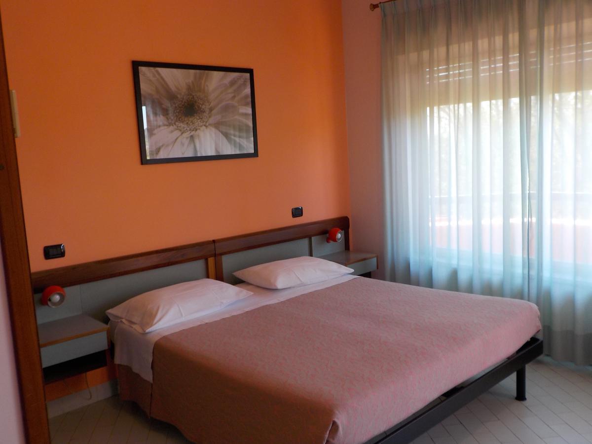 Hotel Le Pleiadi San Felice Circeo Exterior photo